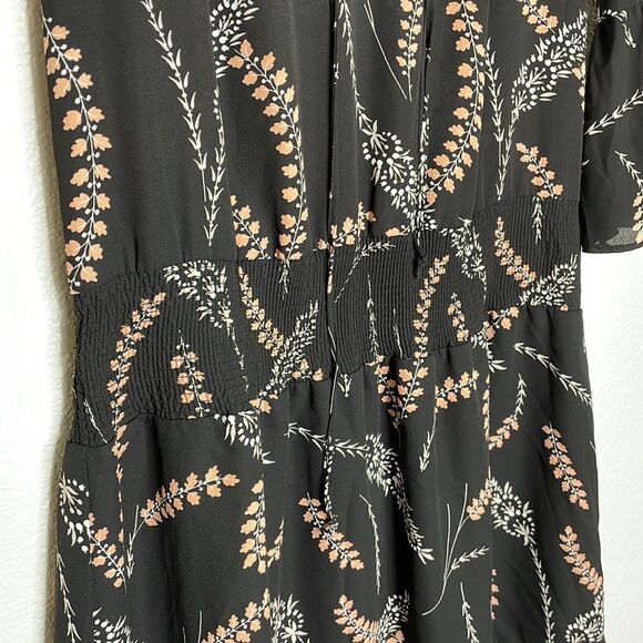 Chelsea28 Black Foral Drop Waist Bel Sleeve Dress Size M - Picture 5 of 9